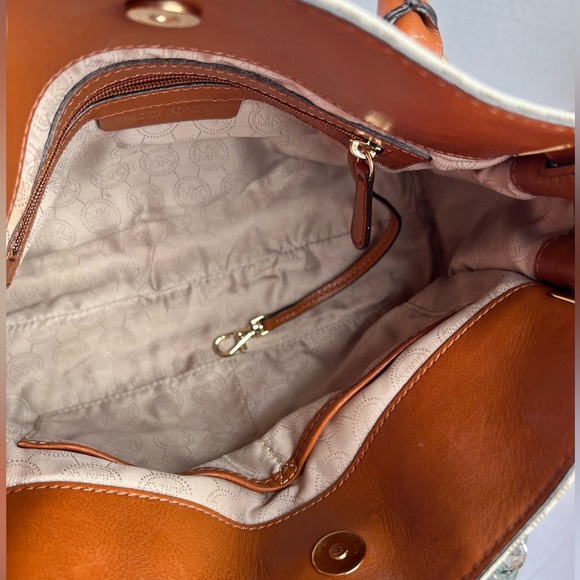 Michael Kors Hamilton vanilla and brown Logo Satchel Handbag  or shoulder bag - Picture 10 of 13